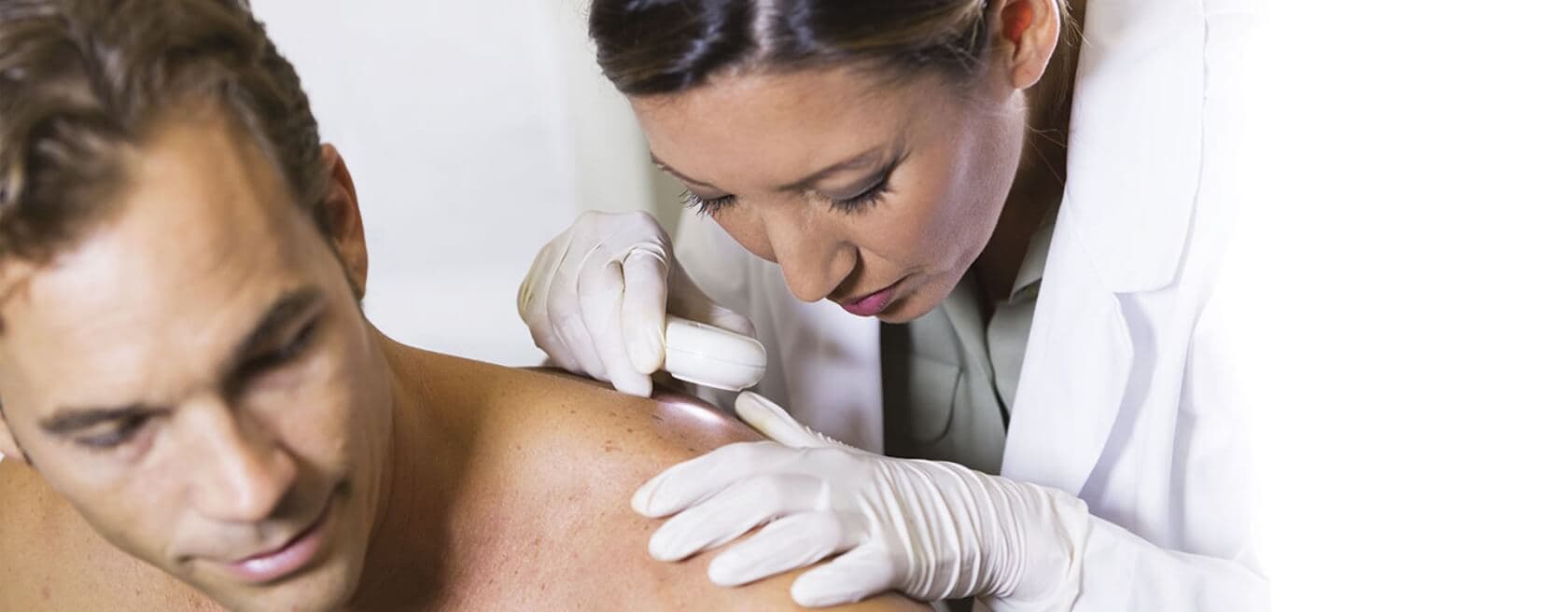 Skin Surgery Center Blog Hero - How Mohs Surgery Helps Preserve Healthy Tissue